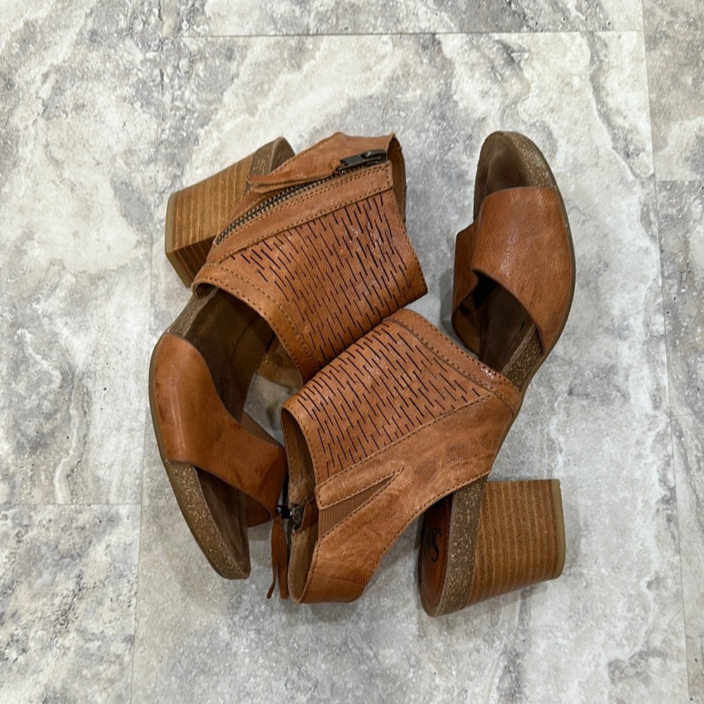 Sofft Tan Heeled Boots with Peep-Toe Design